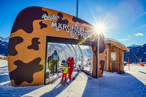 Weltpremiere: Sunkid Zauberteppich als sagenhafter Märchenexpress